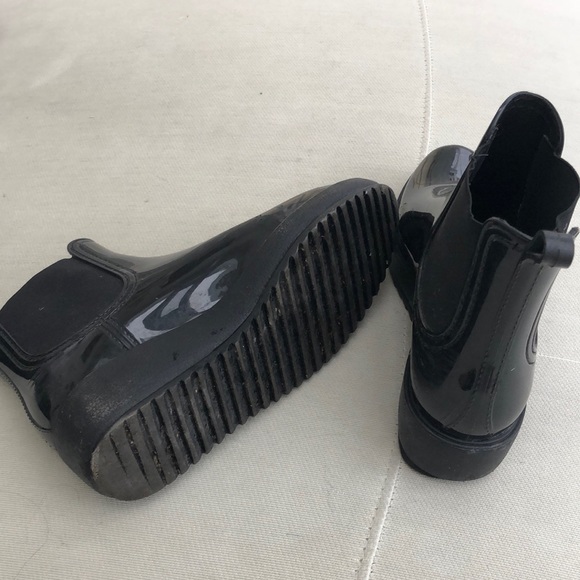 j crew black rain boots